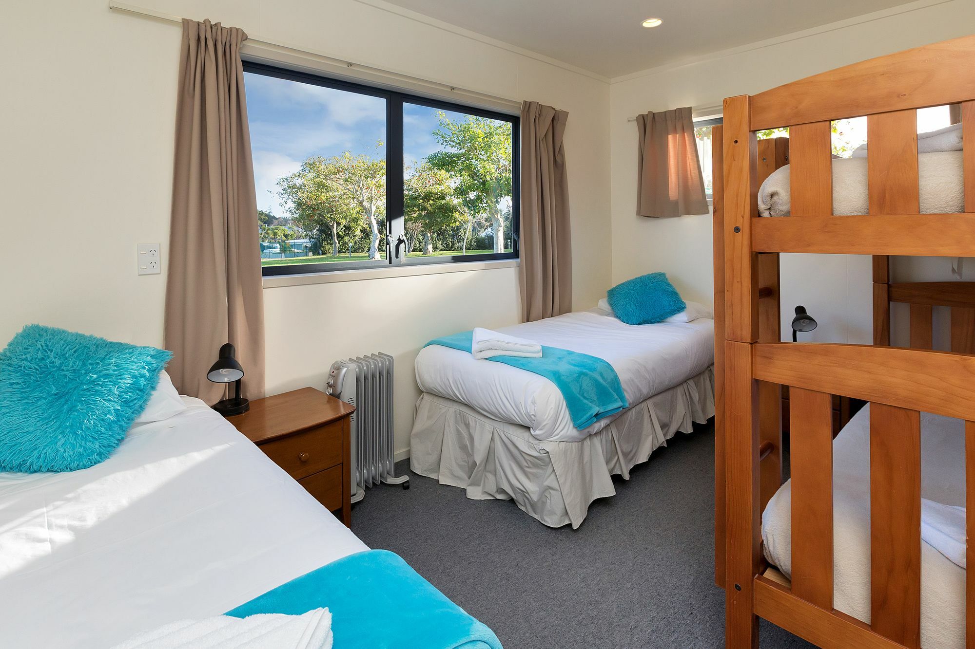 Russell Top 10 Holiday Park Екстер'єр фото